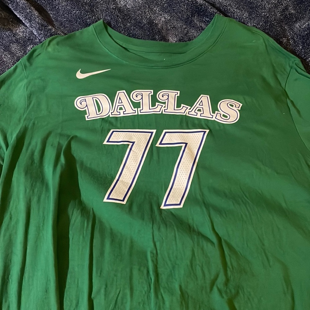 Luka Dončić  Nike Tshirt